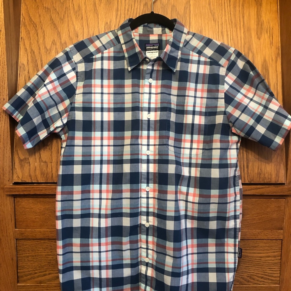 Patagonia men‘s short sleeve shirt